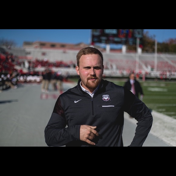 Meet your Posher, Joshua - Picture 1 of 1